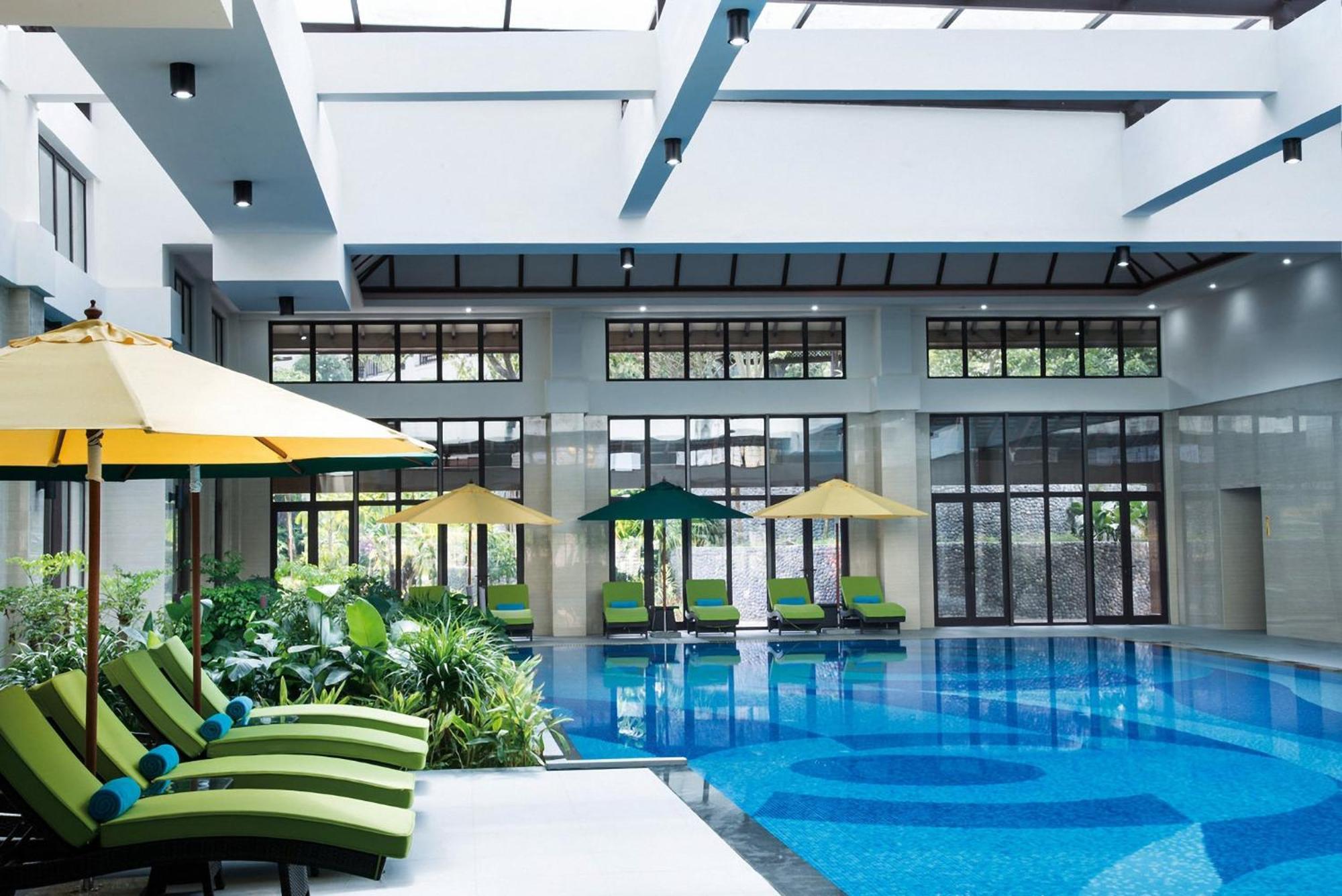 Intercontinental Xishuangbanna Resort By Ihg Jinghong Exterior foto